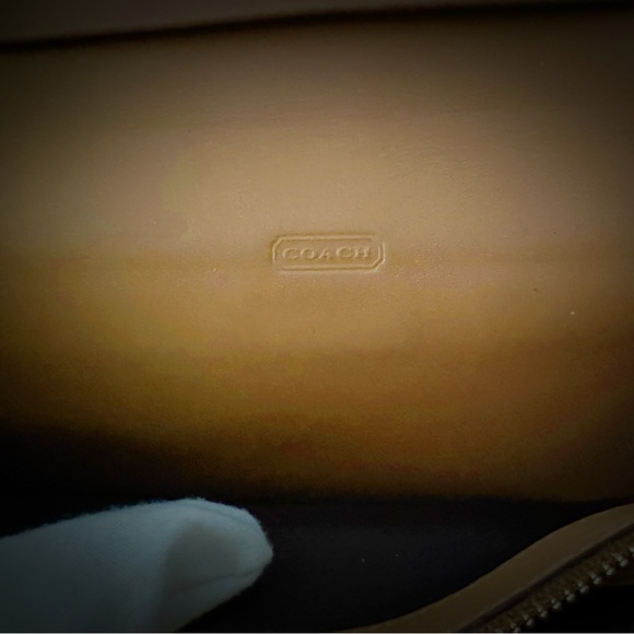 Vintage Y2K Coach Brown and Yellow Tapestry Decor clutch wallet ❌60% OFF SALE❌ - Picture 12 of 16